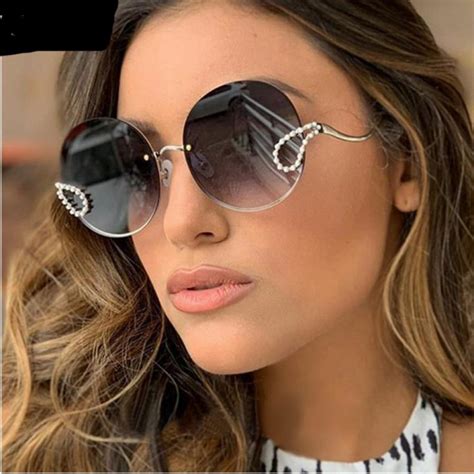 Women's Designer and Luxury Sunglasses.